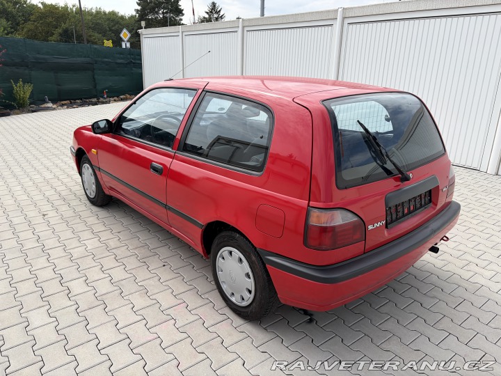 Nissan Sunny N14 1992