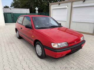 Nissan Sunny N14 1992
