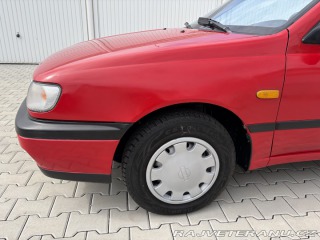 Nissan Sunny N14 1992