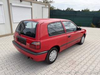Nissan Sunny N14 1992