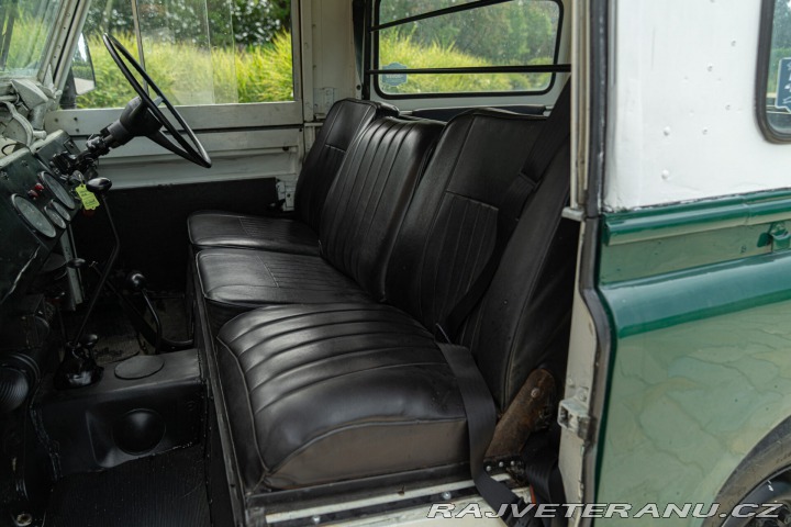 Land Rover Serie I 88 SERIE II A 1977