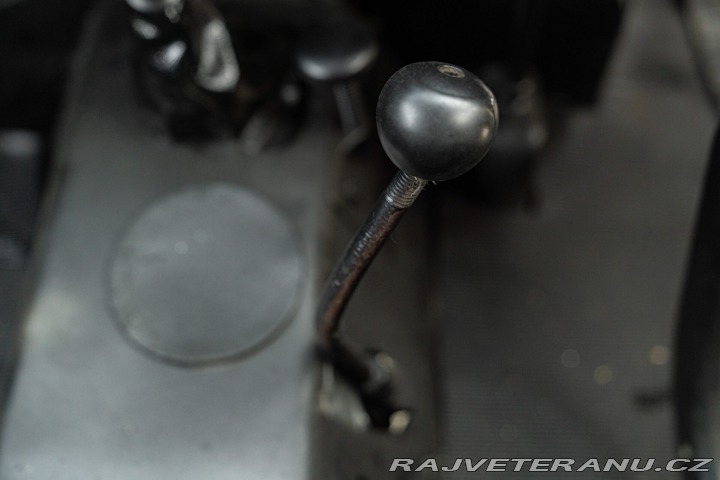 Land Rover Serie I 88 SERIE II A 1977