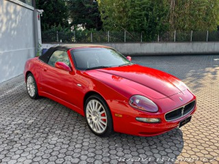 Maserati Spyder  2002