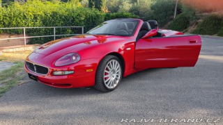 Maserati Spyder  2002