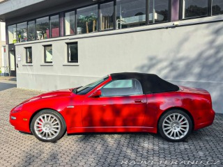 Maserati Spyder  2002
