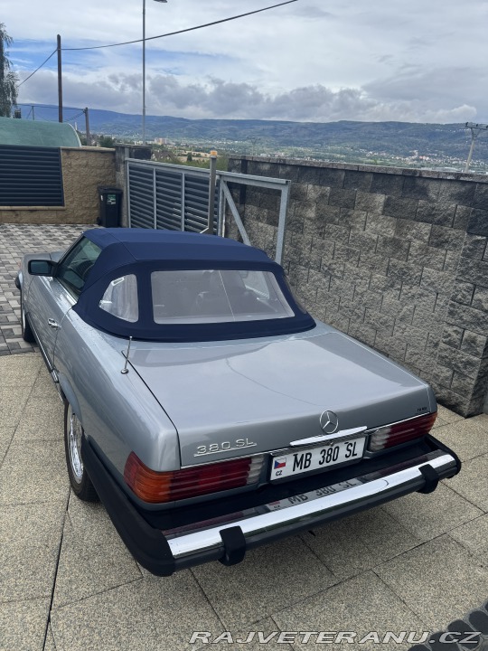 Mercedes-Benz SL  1984