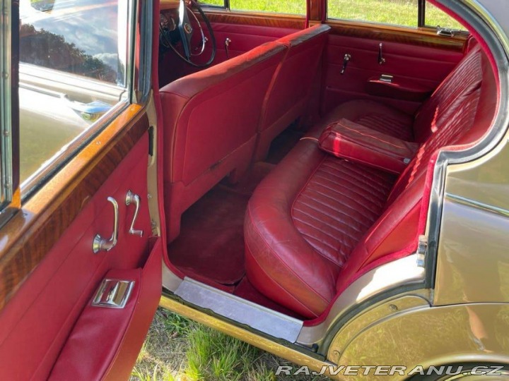 Daimler Ostatní modely Saloon 1965