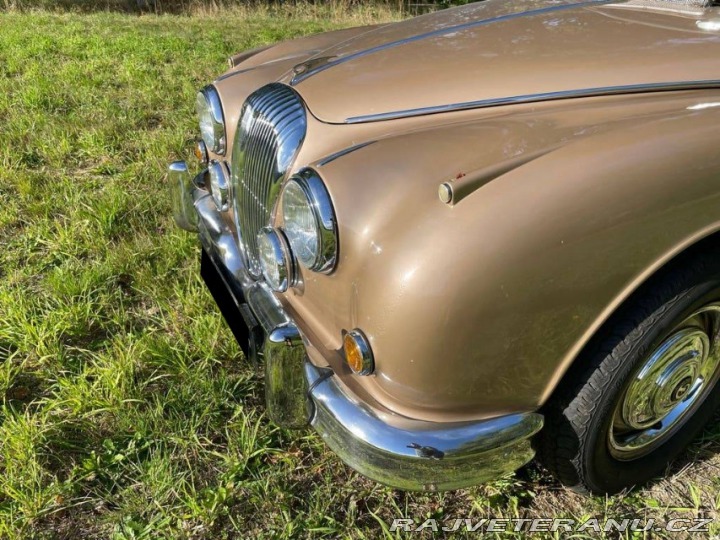 Daimler Ostatní modely Saloon 1965