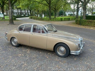 Daimler Ostatní modely Saloon 1965