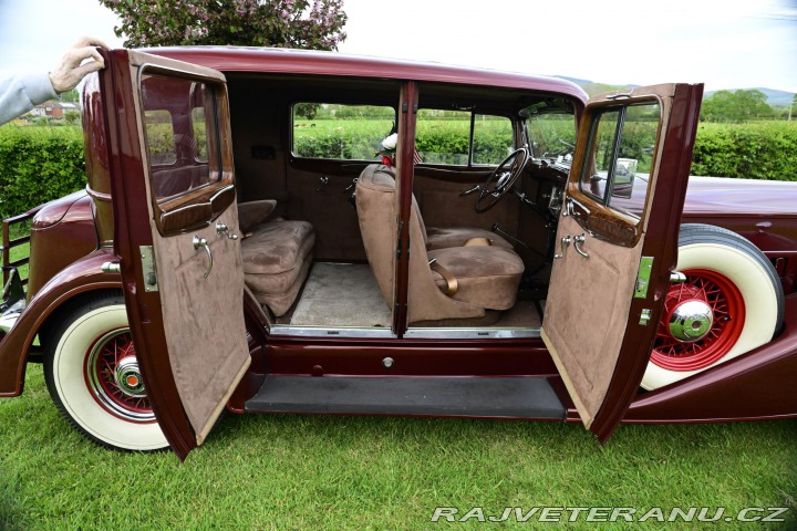 Packard Eight 1101 1934