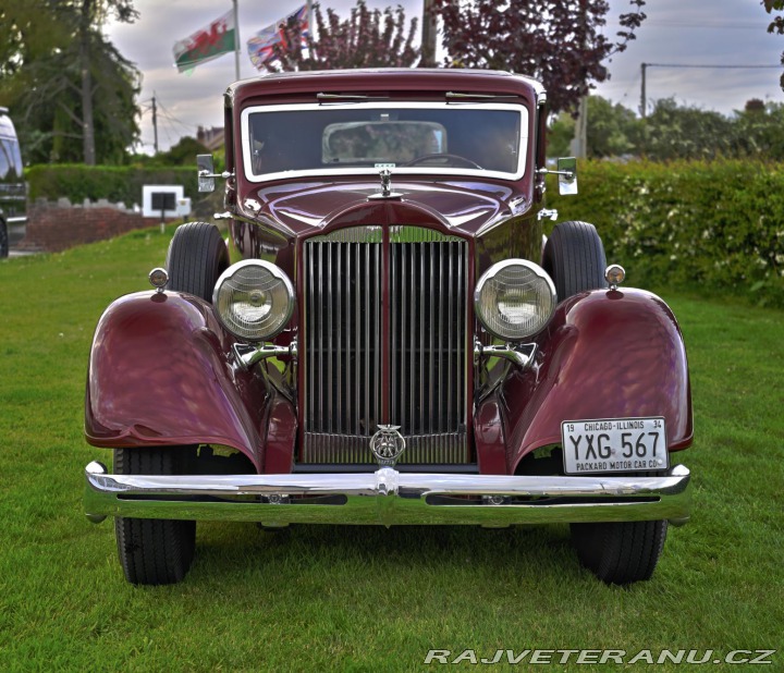Packard Eight 1101 1934