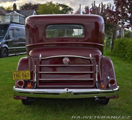 Packard Eight 1101 1934