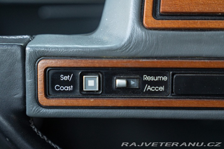 Cadillac Seville 4.5 V8 1988