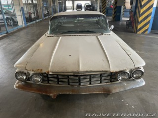 Oldsmobile 88 dynamic 4 door flattop 1960