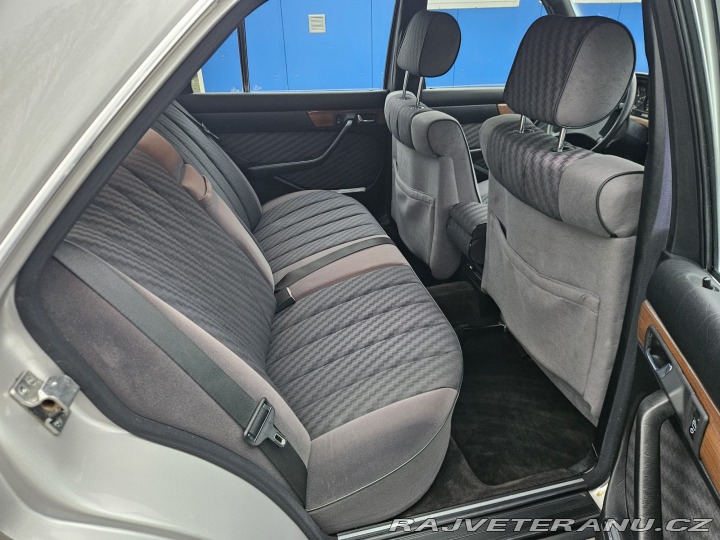 Mercedes-Benz 300 SE 1988