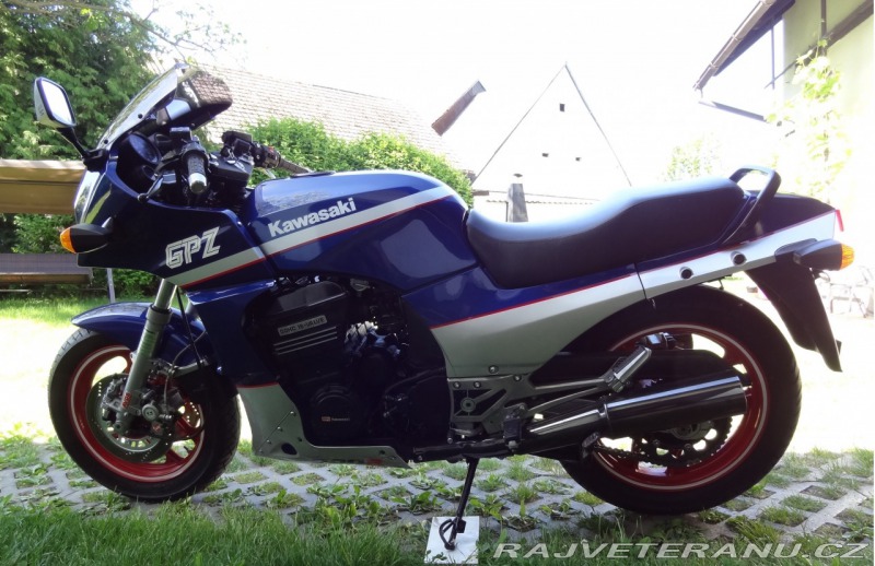 Kawasaki GPZ GPZ 900 R