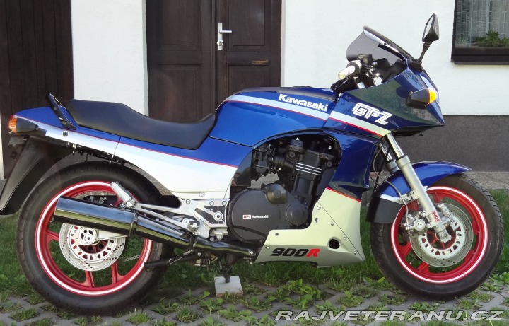Kawasaki GPZ GPZ 900 R 1988