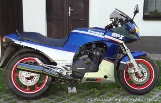 Kawasaki GPZ GPZ 900 R 1988