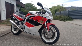 Suzuki GSX GSX-R 750