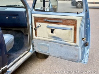 Dodge D 150 ROYAL SE 1986