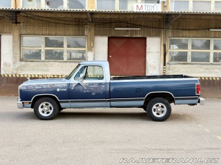 Dodge D 150 ROYAL SE 1986