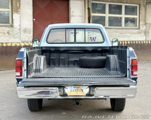 Dodge D 150 ROYAL SE 1986