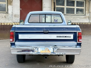 Dodge D 150 ROYAL SE 1986