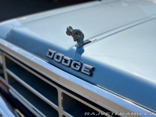 Dodge D 150 ROYAL SE 1986