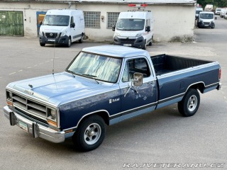 Dodge D 150 ROYAL SE 1986