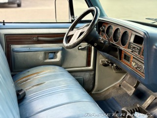 Dodge D 150 ROYAL SE 1986