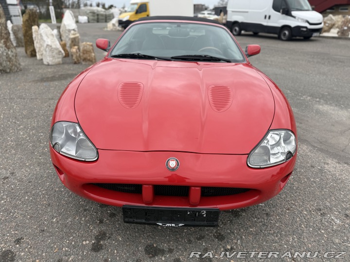 Jaguar XKR Supercharged 4.0 276kW 1998