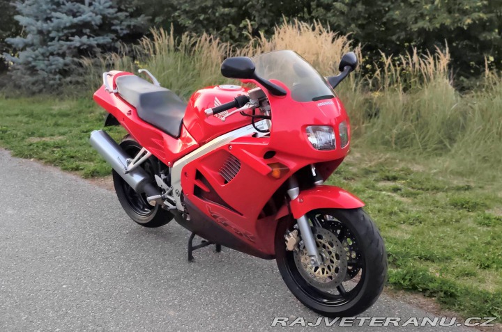Honda Ostatní modely VFR 750 F RC36 1995