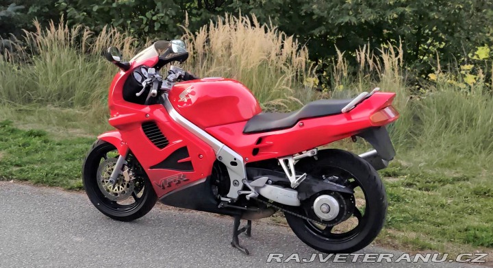 Honda Ostatní modely VFR 750 F RC36 1995
