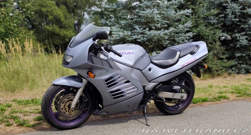 Suzuki Ostatní modely RF 600