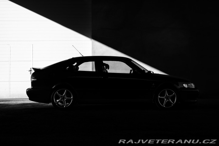Saab 9-3 Viggen 2000