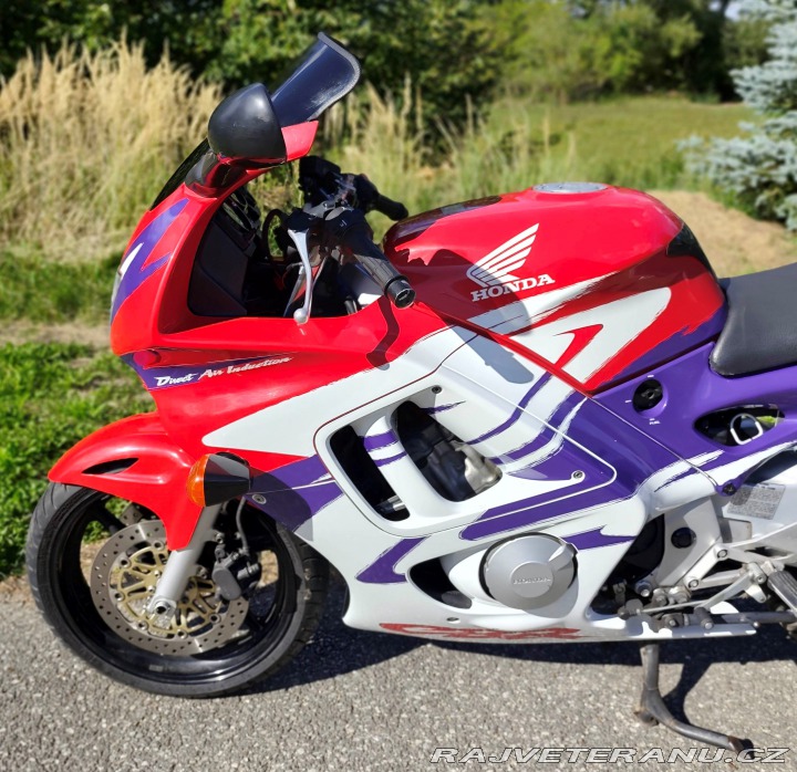 Honda CBR 600 F PC31 35kW v TP!!! 1998