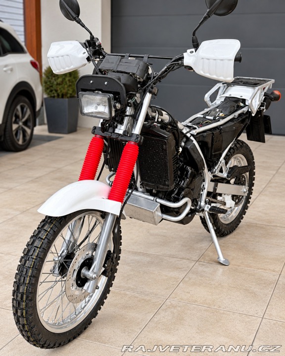 Kawasaki KL R 650 A1 – AUKCE 1987