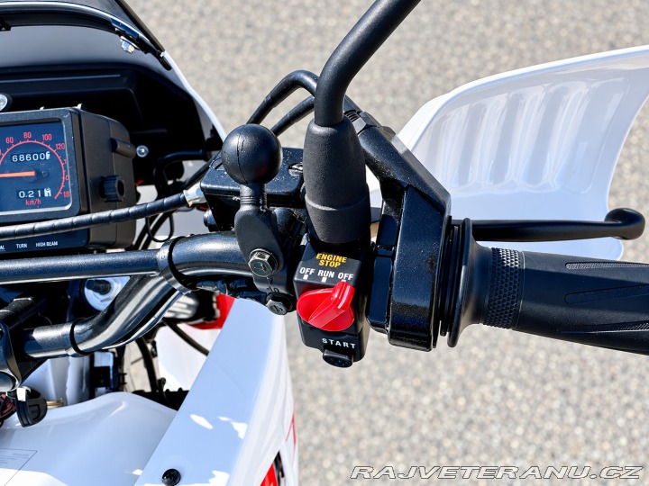 Kawasaki KL R 650 A1 – AUKCE 1987