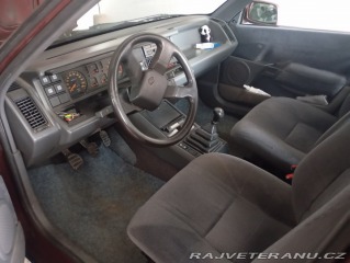 Renault 21 1989