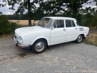 Škoda 100 