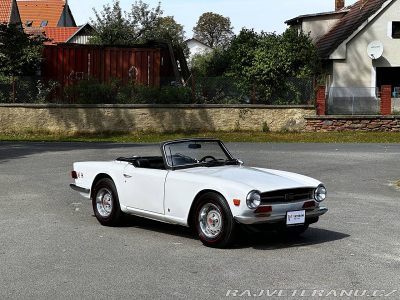 Triumph TR6 