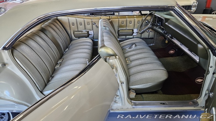 Buick LeSabre -vynikající orig. stav 1968