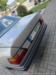 Mercedes-Benz 230 1987