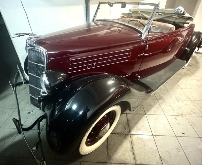 Ford V8 Ford V8 Roadster 1935