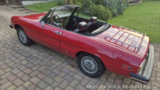 Alfa Romeo Spider 1977