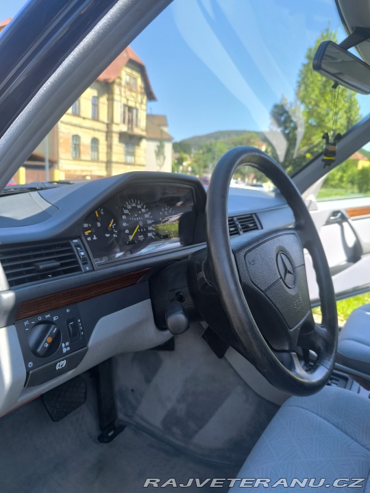 Mercedes-Benz E W 124 1995