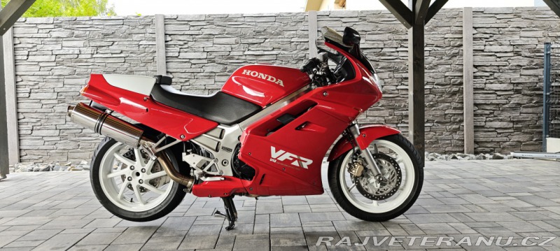 Honda Ostatní modely VFR 750F