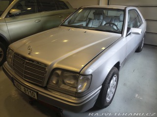 Mercedes-Benz E 124 coupé