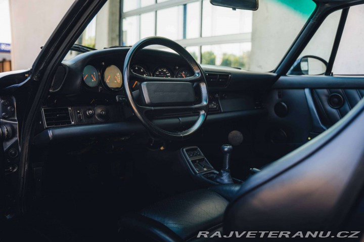 Porsche Ostatní modely 964 Carrera 2 1990