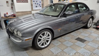 Jaguar XJR X350 2003